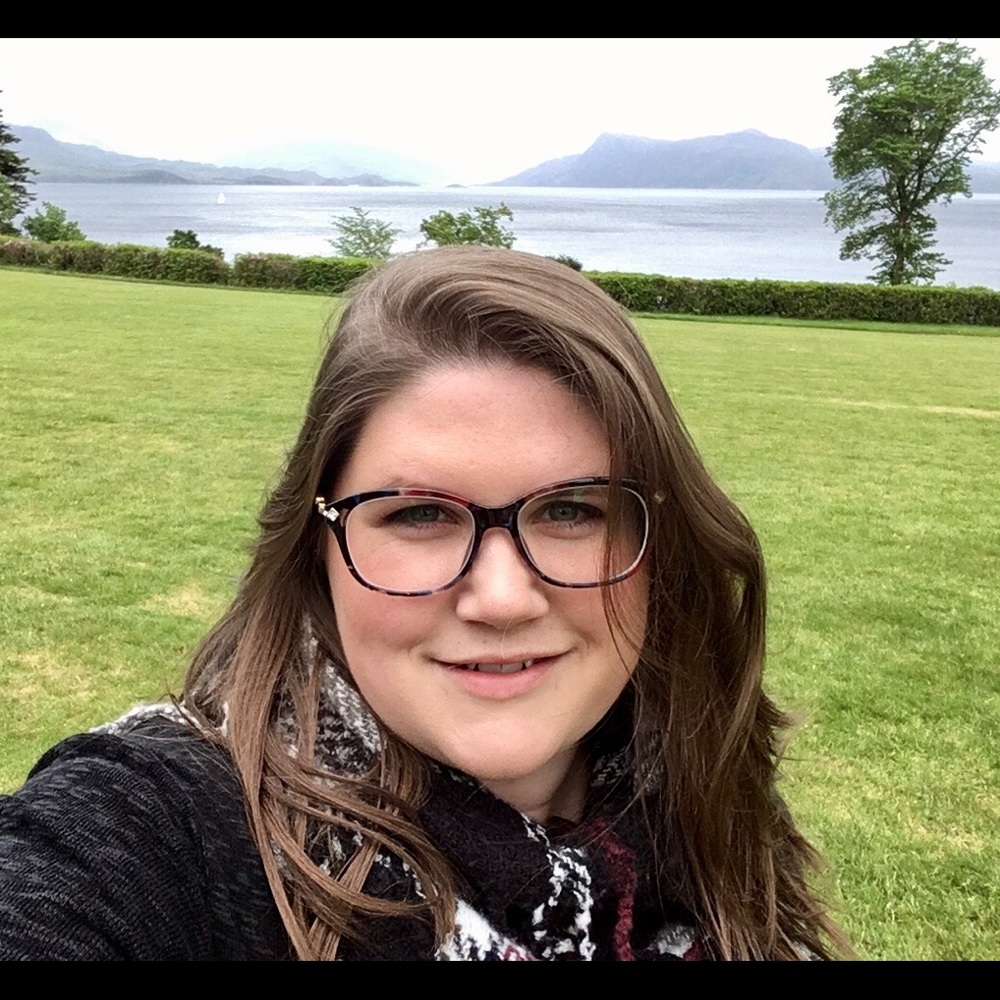 Meet your Posher, Victoria